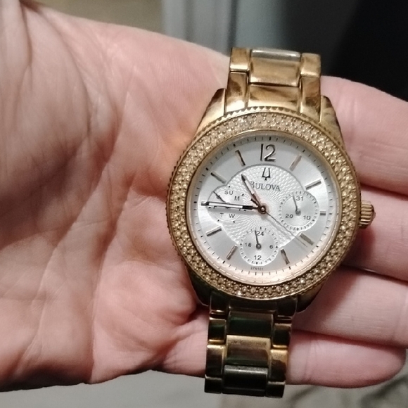 Bulova Gold Women's Watch - Picture 6 of 9